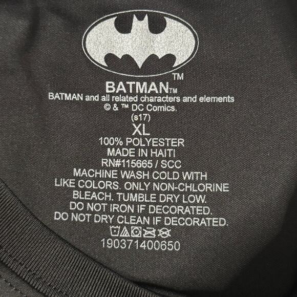 Batman Dripping Logo Shirt XL Black Yellow Raised Print DC Comics 2017 Polyester - Picture 4 of 12